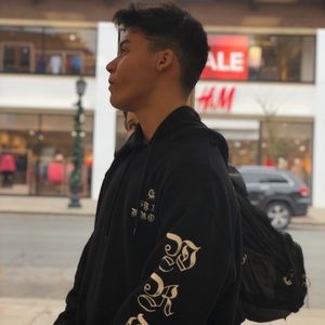 Meet your Posher, Isaac